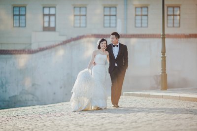 Timelss Love Hong Kong Couple Exploring Prague Castle