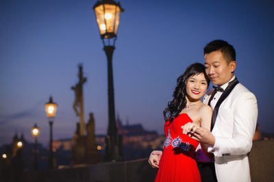 Elegant Hong Kong couple at night Prague pre-wedding