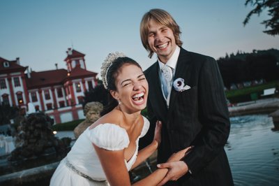 Happiest Newlyweds Troja Palace