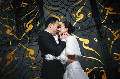 Stylish Hong Kong Newlyweds Prague Castle