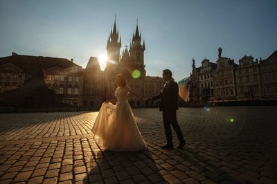 Silhouetted South Korean Newlyweds Old Town