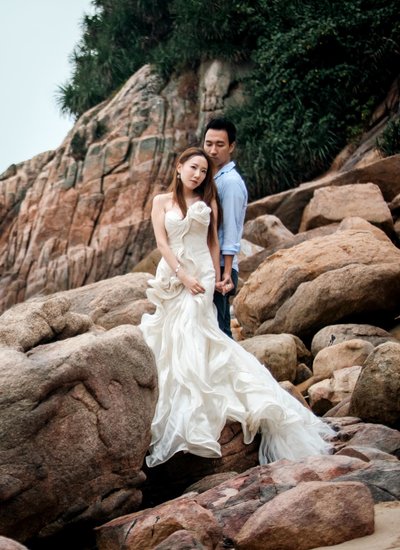 Shek O Beach Hong Kong stylish bride & groom