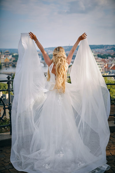 Angelic Bride & her Veil overlooking Prague
