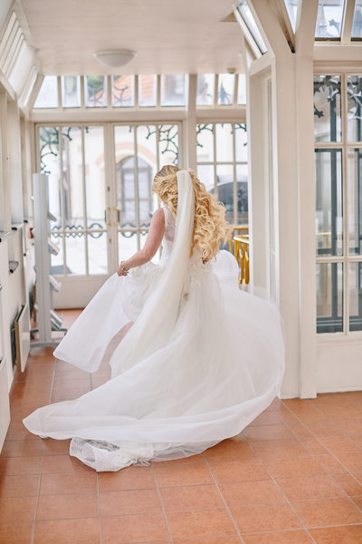 Hluboka nad Vltavou Castle bride twirling wedding dress