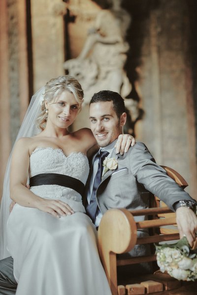 the sexy bride & groom Vrtba Garden wedding photos