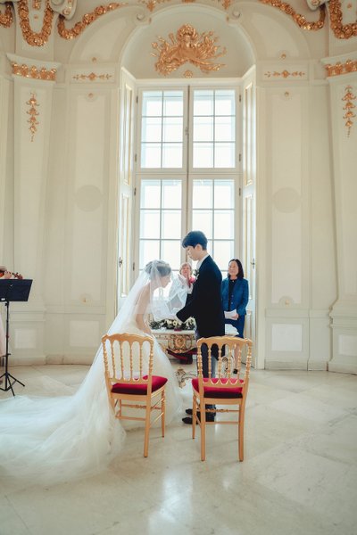 removing bride's veil