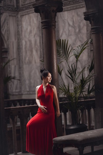 Thai Bride2B in red dress posing at Hotel Danieli Venice