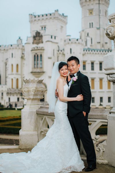 Stylish Hong Kong Newlyweds Castle Hluboka