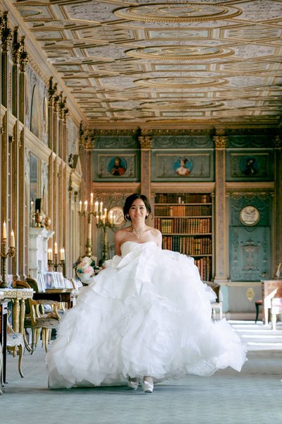 Hong Kong bride Sherri strolling through Syon House London