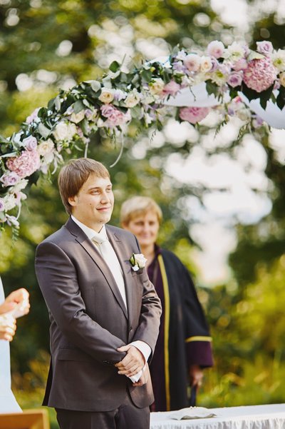 The Groom Awaits