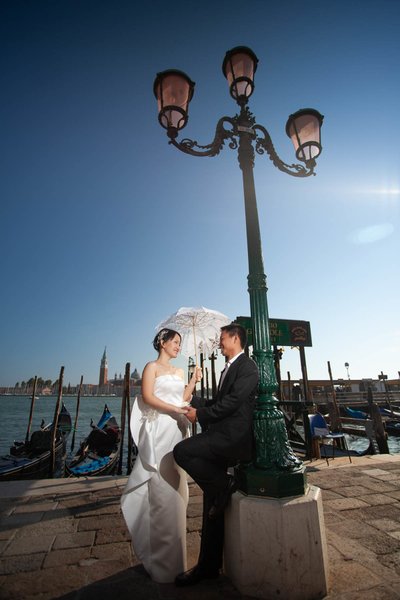 Thai Bride with Parasol near Gondola