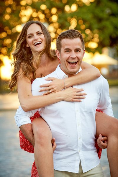 Crazy Americans in Love: Riverside