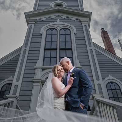 Dramatic couple's portrait at St. Paul Church