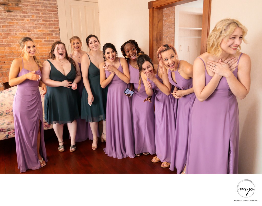 Bridesmaids' First Look: Capturing the Joyful Surprise