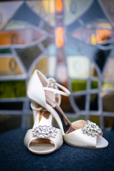 bridal shoes badgley mischka wedding day picture