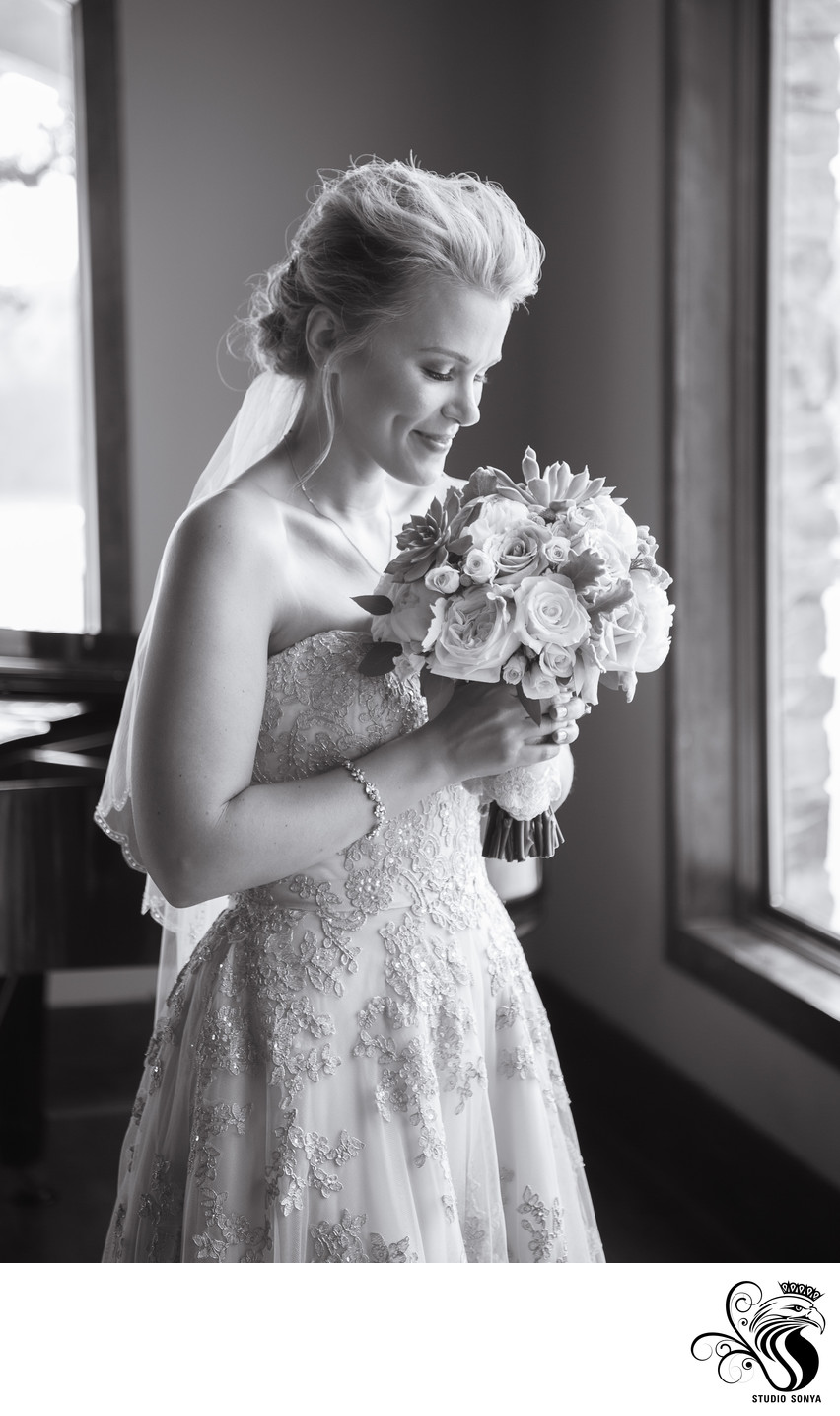 Black & White photo of Bride with Bouquet