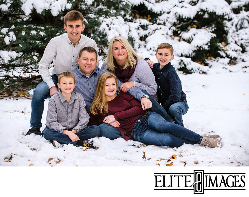 Winter Family Portrait Session at Dubuque Arboretum