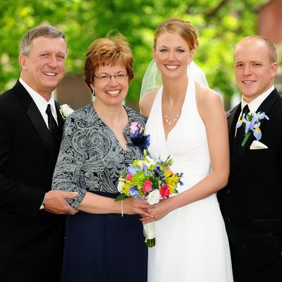 Professional Family Wedding Pictures