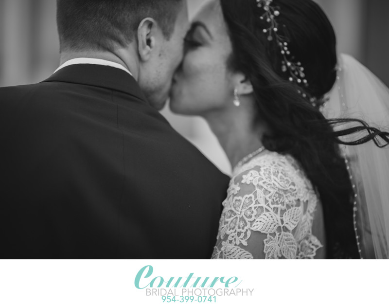 PROFESSIONAL WEDDING PHOTOGRAPHY IN FORT LAUDERDALE