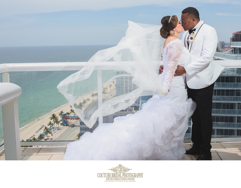 WEDDING PHOTOGRAPHER HILTON FT. LAUDERDALE BEACH RESORT