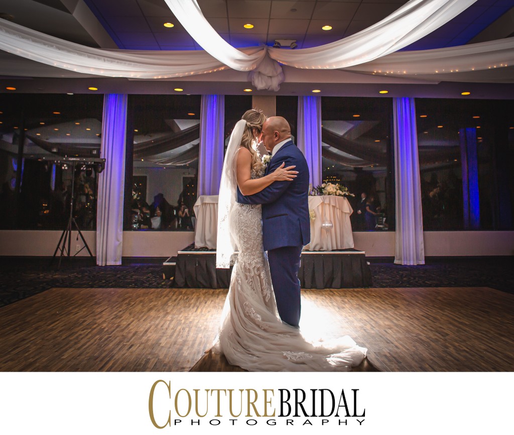 FIRST DANCE PICTURES: JACARANDA COUNTRY CLUB WEDDING