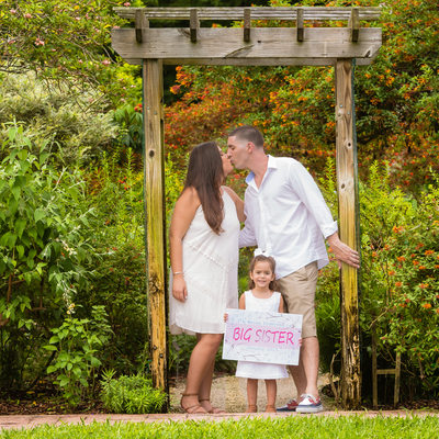 WEST PALM BEACH ON-LOCATION MATERNITY PHOTOGRAPHER