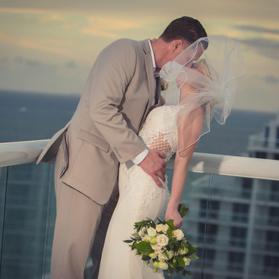 WEDDING PICTURES IN PALM BEACH FLORIDA