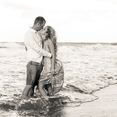 ENGAGEMENT AND ELOPEMENT PHOTOGRAPHER MIAMI 