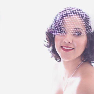 BRIDAL MAKEUP ADVICE FOR THE BEST WEDDING PHOTOS