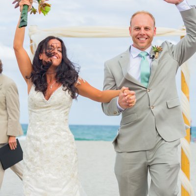 DELRAY BEACH WEDDING PHOTOGRAPHER: SMALL BEACH WEDDINGS