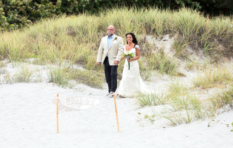 ENGAGEMENTS, ELOPEMENTS & WEDDINGS ON THE BEACH IN DELRAY BEACH
