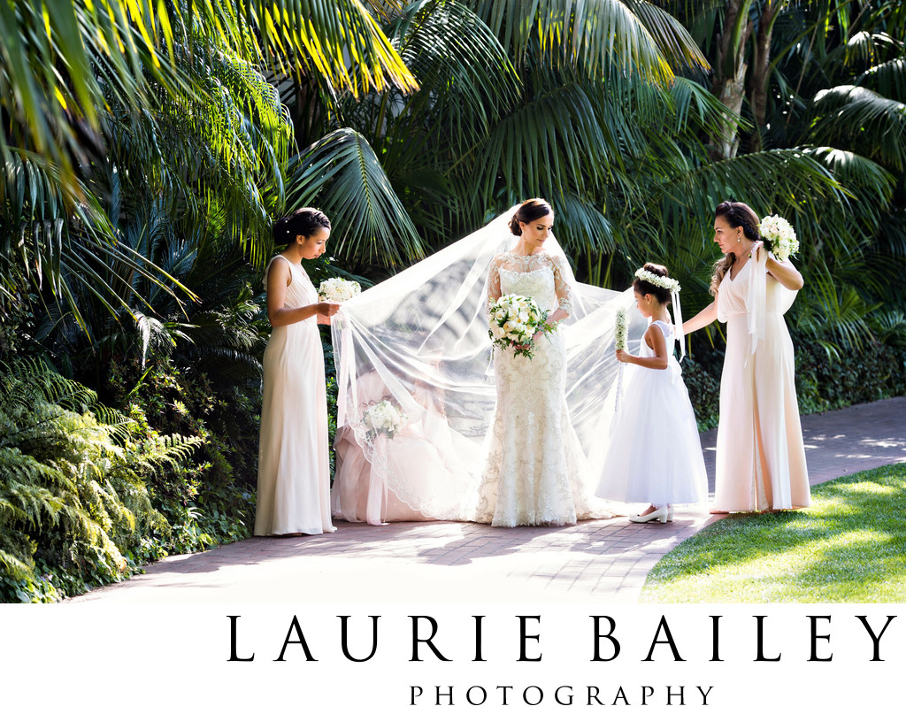 Wedding Photos with the Bride | the Four Seasons