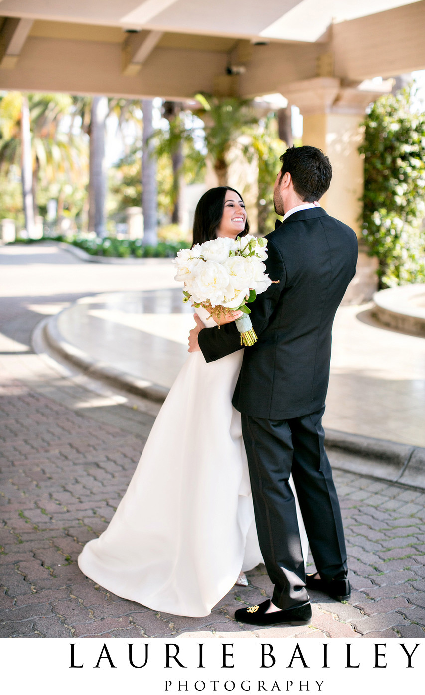 Bride & Groom Wedding Photos at the Country Club