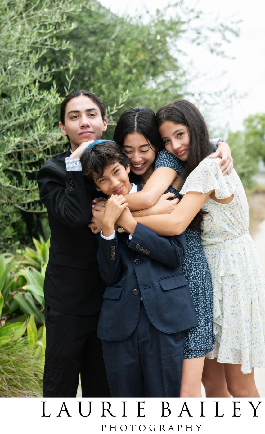 Fun Sibling Portraits | Congregation Shir Ha-Ma'alot