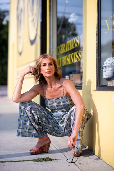 Alysia Reiner Editorial Lifestyle Photography in Cali
