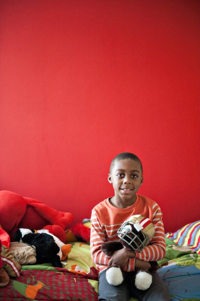 Childhood Comfort | Cozy Lifestyle Portrait Photography