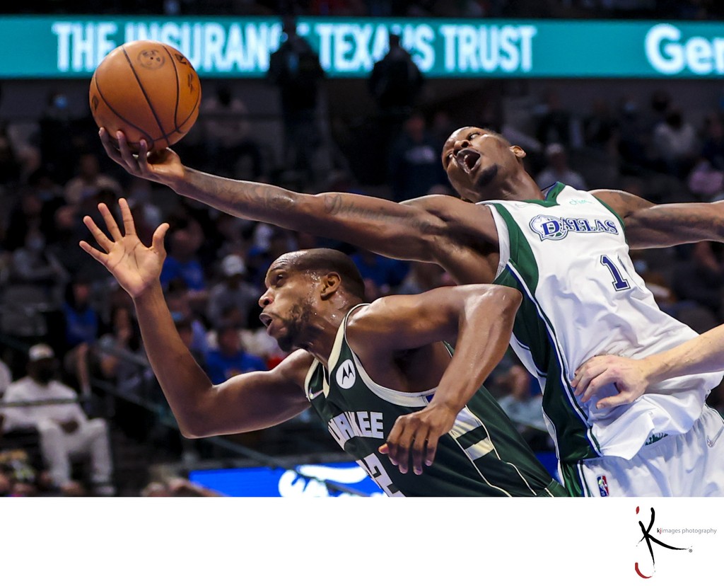 NBA: Milwaukee Bucks at Dallas Mavericks
