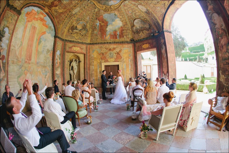 Vrtba Garden weddings