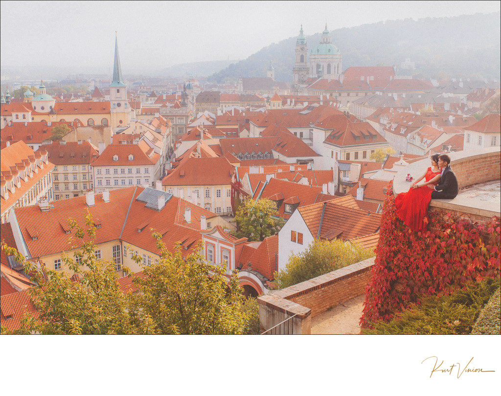 Chinese couple overlooking Mala Strana 