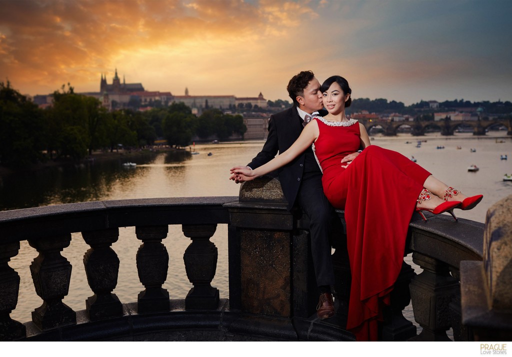 Elegant, Opulent Macau Couple