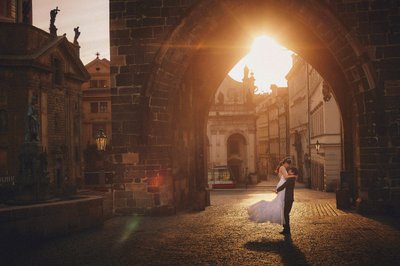 spinning bride2b Prague sun flared sunrise pre wedding