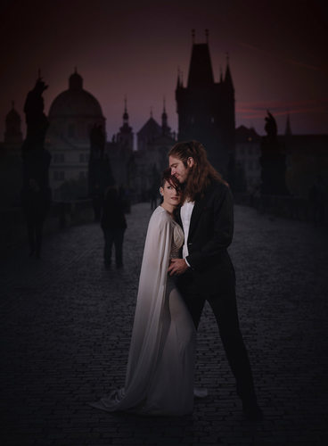 Intimate Newlyweds Charles Bridge