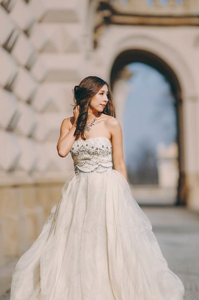 bridal portrait at Prague Castle