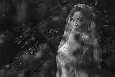 black and white photography for weddings