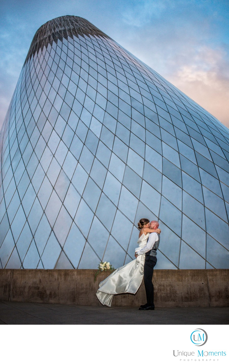 Museum of Glass Tacoma Wedding Photographer