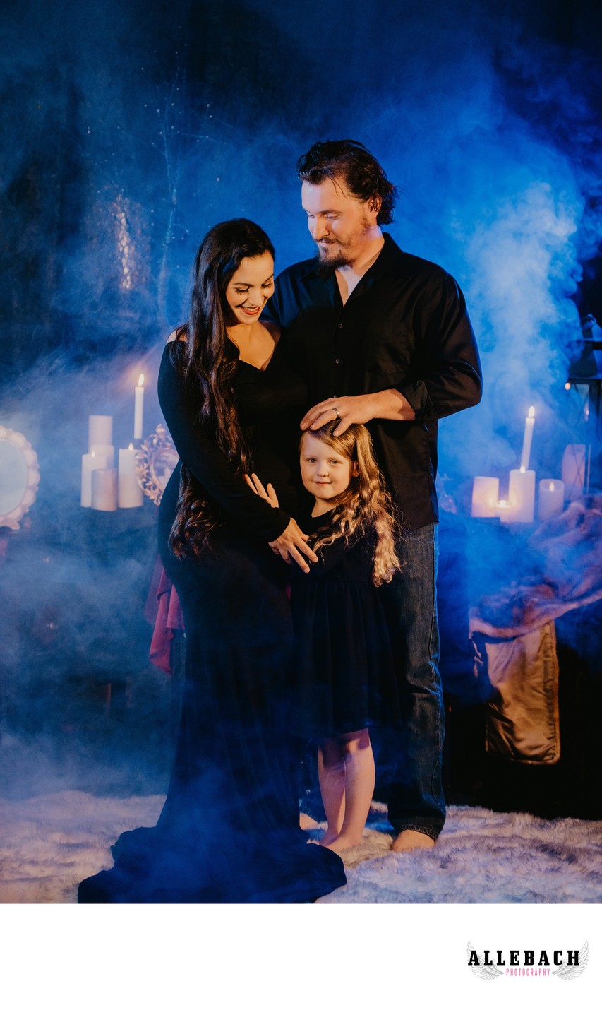 Spooky Halloween Maternity Photos - Creative Pregnancy Ideas