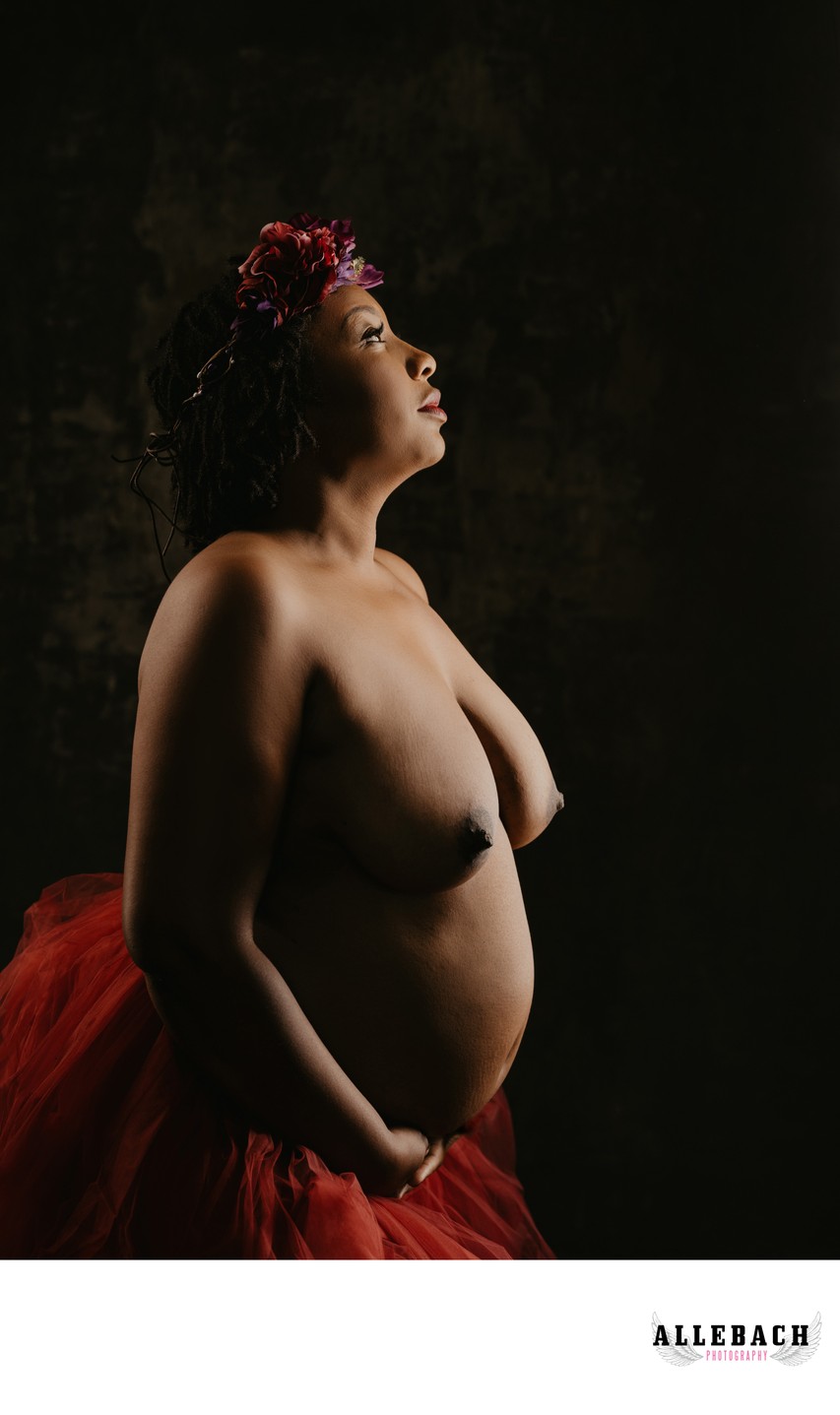 Classic Nude Pregnancy and Maternity Photography