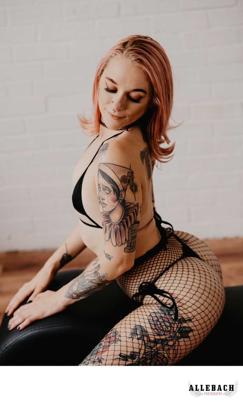 Booty Popping Boudoir Pose