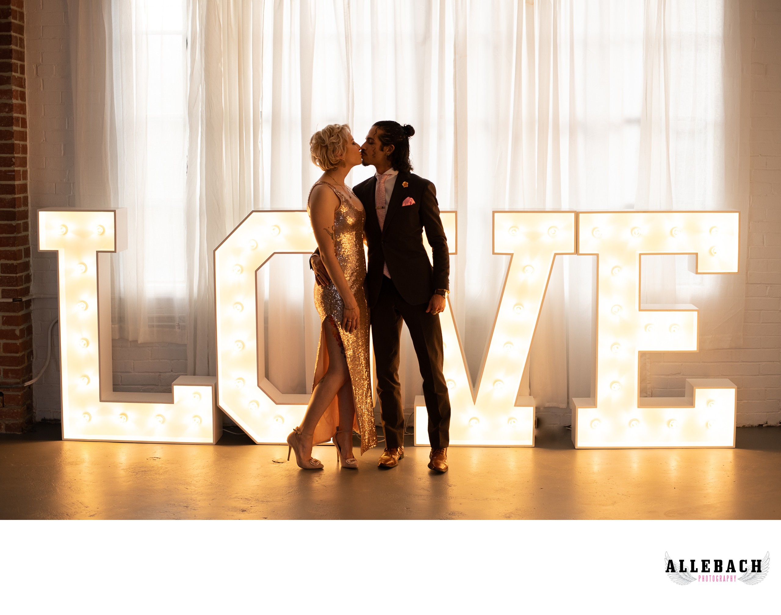 Elopement Couple Kiss Love Sign Elopements And Weddings Philadelphias Allebach Photography 8225