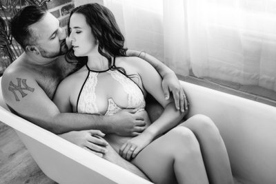 Couples Boudoir in the Tub